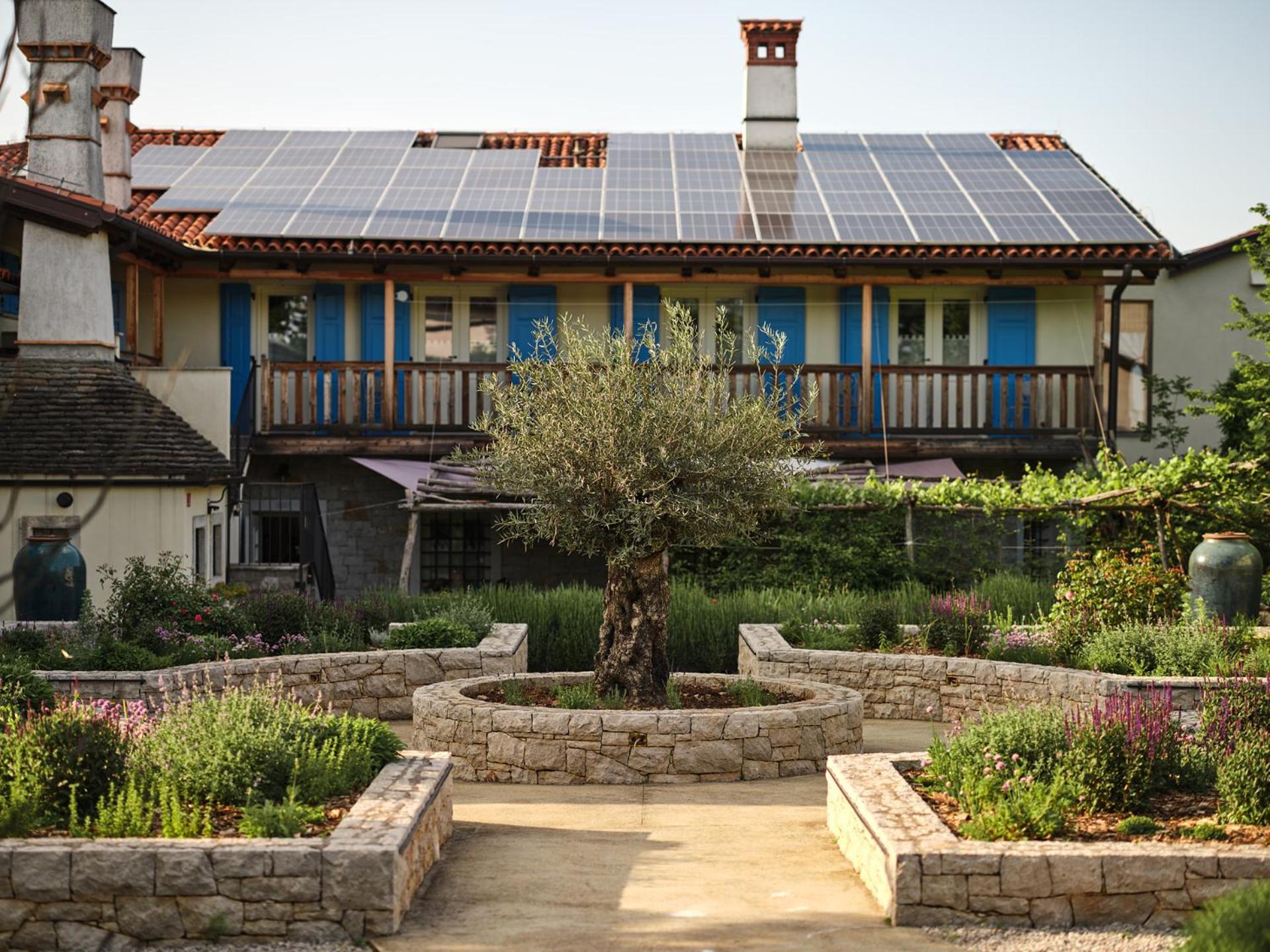 Biohotel Stdaniel Štanjel Exterior foto